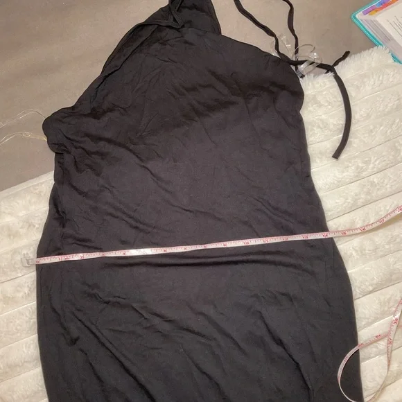 Elegant Black Maxi Dress - Picture 14 of 15